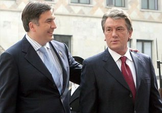 Prezident Yuşşenko ilə Saakaşvilini qəbul edib