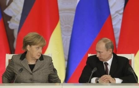 Merkel Putindən Ukraynaya kömək istədi