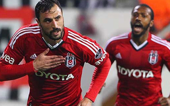 “Beşiktaş”ın oyunçusu klubdan ayrılır