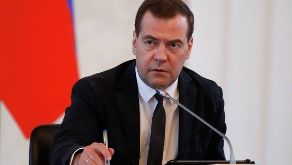 Medvedev Qafqaz Nazirliyinə əmr verdi