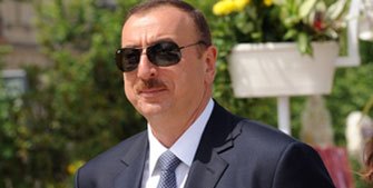 Prezident  Şəhid Monumentini ziyarət edib