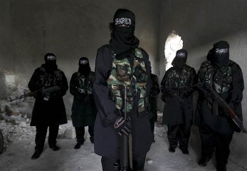 Qadınlar İŞİD-ə qarşı silahlanır