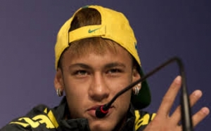 Neymar kapitan seçildi