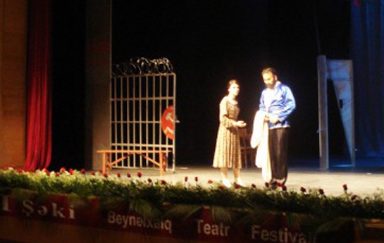 Beynəlxalq Teatr Festivalı başladı