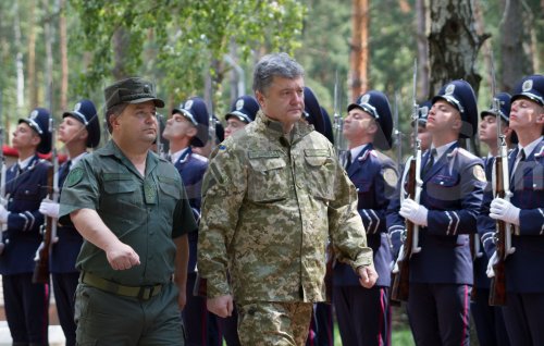 Ukraynanın yeni müdafiə naziri Stepan Poltorak ola bilər