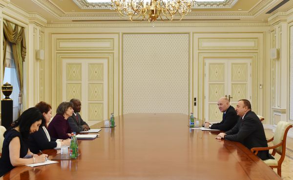 İlham Əliyev Dünya Bankının vitse-prezidenti ilə görüşdü