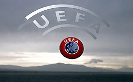 UEFA futbol qaydalarını dəyişir