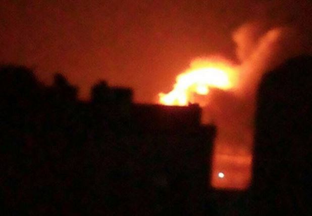 Rakka şəhəri bombalandı-Video