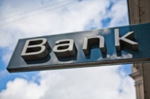 Azərbaycanda bank satışa çıxarıldı