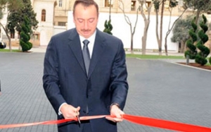 İlham Əliyev Fondun binasının açılışında