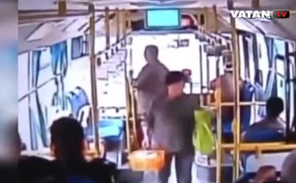 Avtobusa qumbara atdı-Video