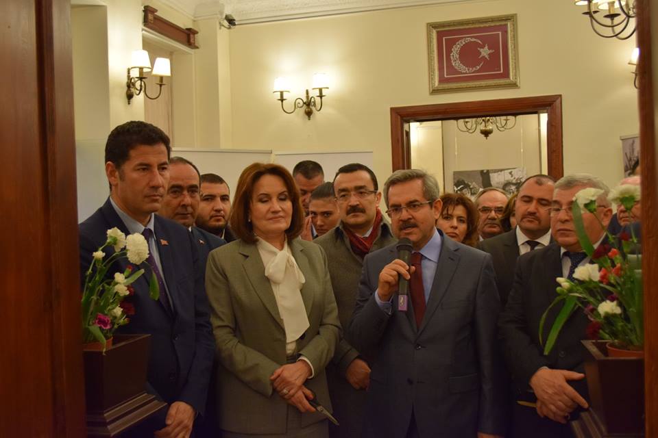 Türkiyə parlamentində “Üç nəsil,bir soyqırımı” adlı sərgi keçirildi