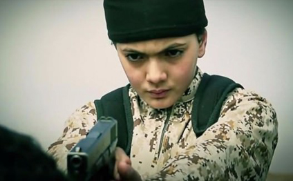 12 yaşlı “İŞİD”-çi dünyanı şoka saldı-Video