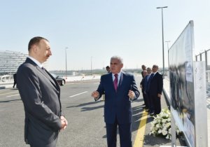 İlham Əliyev yol-nəqliyyat infrastrukturunun açılışında-Foto