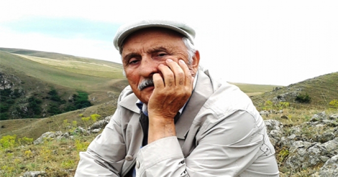 Tanınmış azərbaycanlı şair vəfat edib
