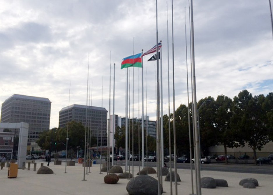 Azərbaycan bayrağı Silikon vadisində-FOTO