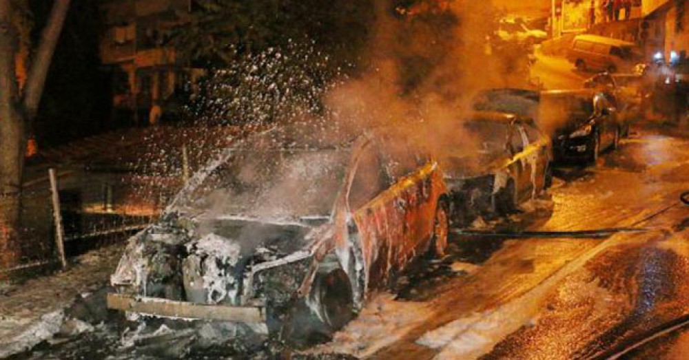 İstanbulda Molotov kokteyli ilə terror aktı törədilib