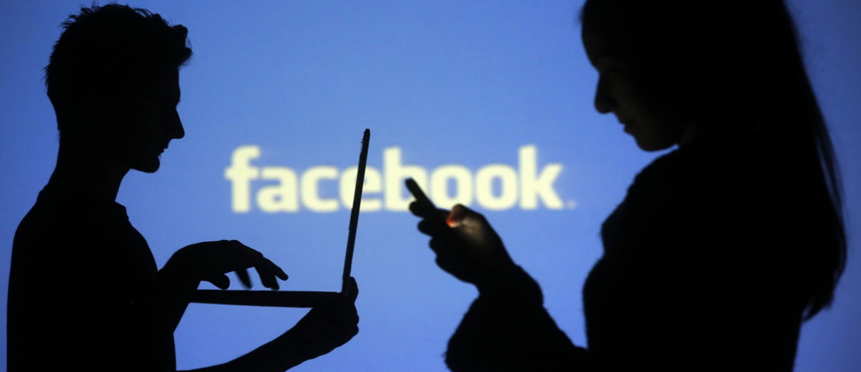 “Facebook”un başı bəlada – Buna görə bağlana bilər – VİDEO