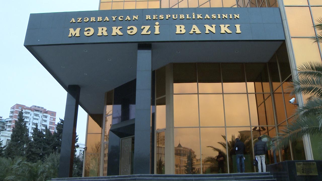 Mərkəzi Bankdan qərar: Üç bankda yoxlamalar başladı