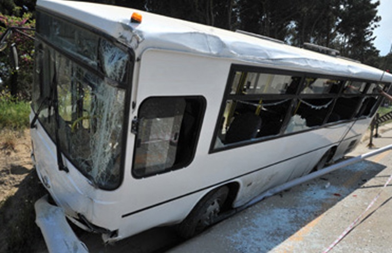 Bakıda daha bir avtobus qəzası:yaralananlar var