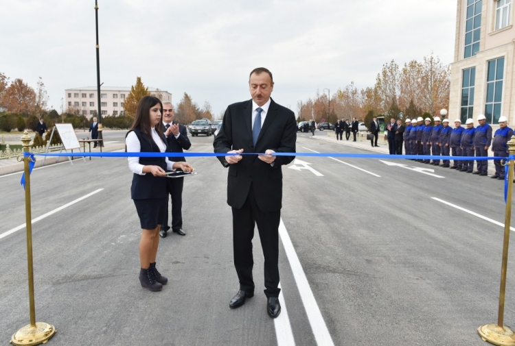 İlham Əliyev Naxçıvanda avtomobil yolunun açılışında iştirak edib