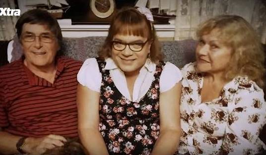 Cinsini dəyişib 6 yaşlı qız olan kişi – Ailəsi şokda-Video