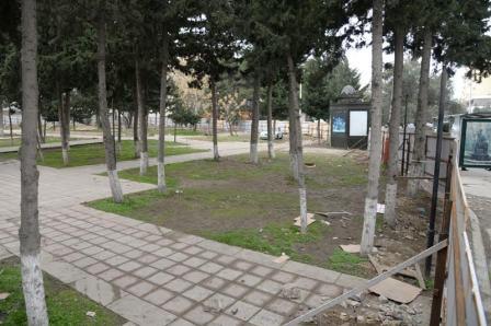 Nəsimidə yerləşən parkda təmir işlərinə başlanıb-Foto