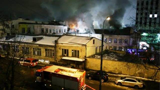 Rusiyada 12 miqrantı yandırdılar – VİDEO