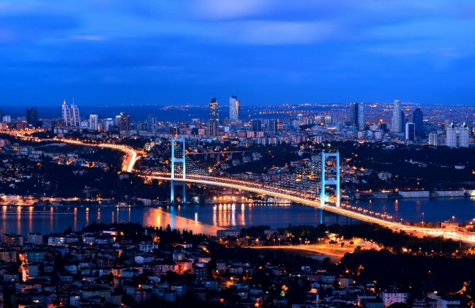 Azərbaycanlılar İstanbulda milyonlarla dollarlıq əmlaklar alıb