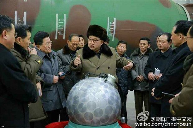 Koreya lideri atom bombasını dünyaya göstərdi – FOTO