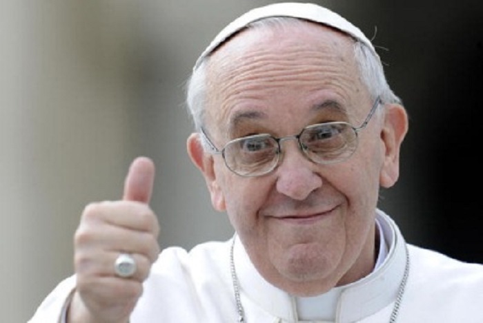 Papa “İnstagram”-a gəlir