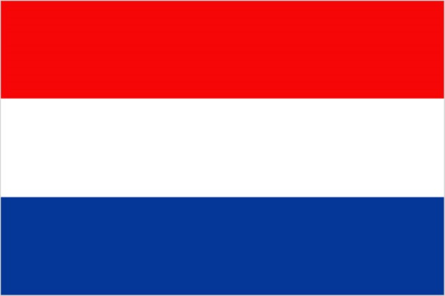 Niderland Rusiya diplomatlarını casusluqda ittiham edir