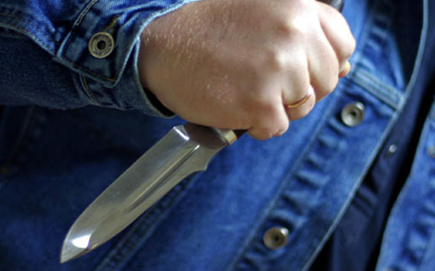 Zaqatalada 18 yaşlı gənc 34 yaşlı kişini bıçaqladı