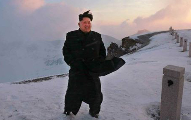 Şimali Koreya lideri dünyanın ən yüksək zirvəsində – Foto