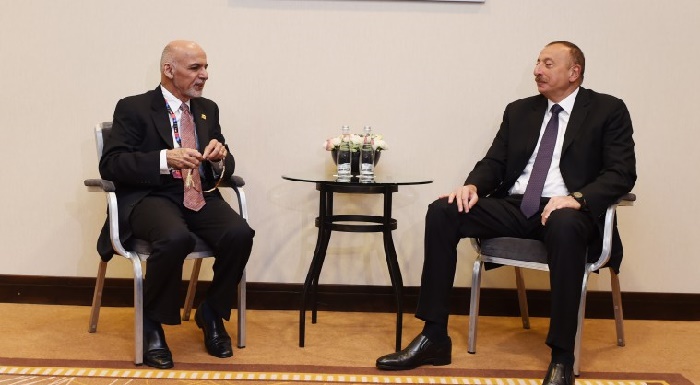 Prezident Varşavada Qani ilə görüşüb