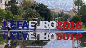 Futbol üzrə Avropa çempionlarının Portuqaliyada qarşılanması-Canlı yayım