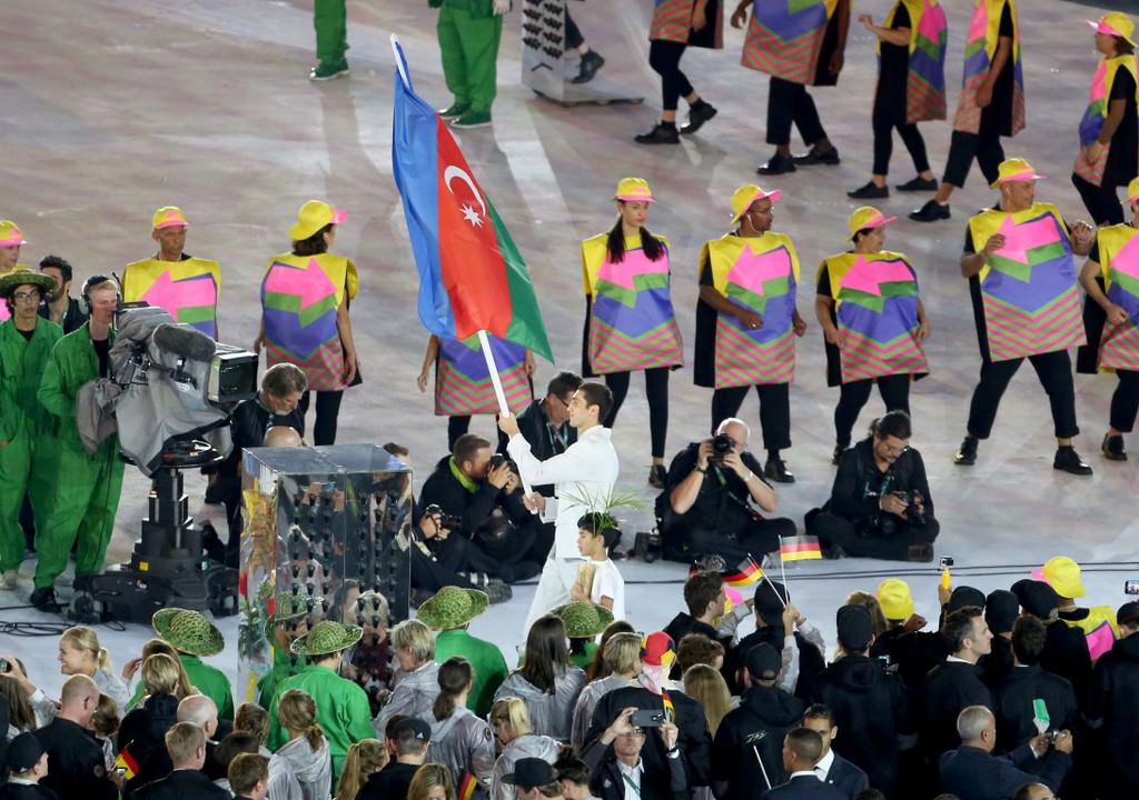 Azərbaycan bayrağı Rioda dalğalandı