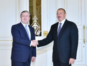 İlham Əliyev Gürcüstanın baş nazirini qəbul etdi