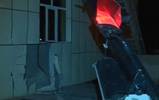 Maşın işıqfora çırpıldı – Sürücü ölümcül yaralandı – Video