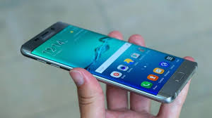 Samsung “Galaxy Note 7” modelininin istehsalını dayandırdı