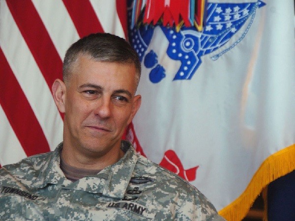 ABŞ generalı Mosul və Rakkanın nə vaxt azad olunacağını açıqlayıb