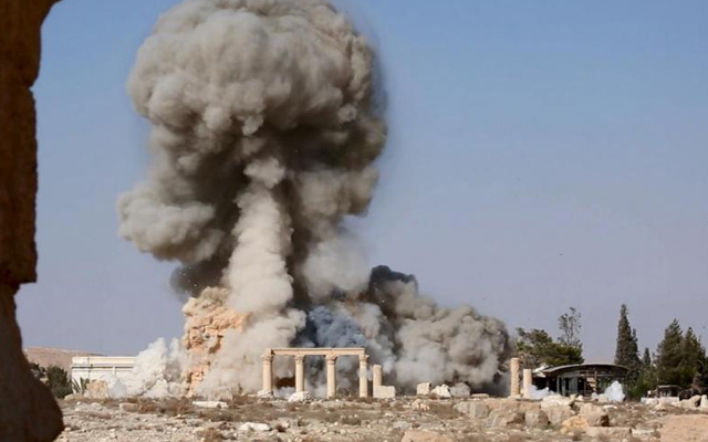 İŞİD əks-hücuma keçdi: Palmira mühasirədədir
