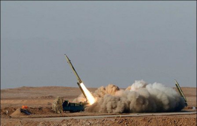 İran yeni raketi sınaqdan keçirib