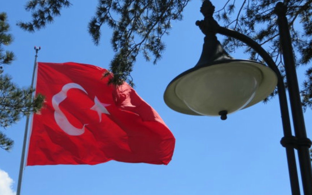 Rusiyanın Ankaradakı səfirliyi qarşısında etiraz aksiyası – “Hələb qətliamı dayansın”