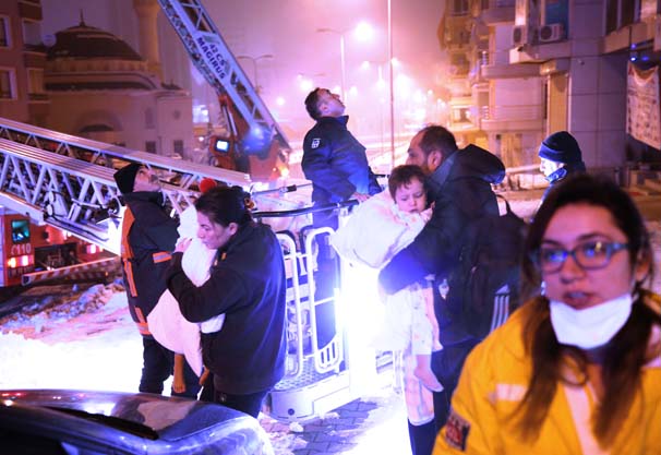Ankarada yanğın: 30 yaralı – FOTOLAR