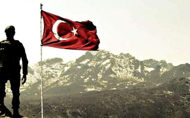 Türkiyədə 105 hərbçinin həyat yoldaşı tutulub
