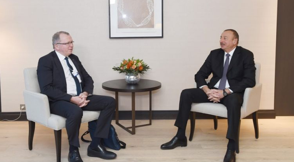 Prezident İlham Əliyev Davosda “Statoil” şirkətinin baş icraçı direktoru ilə görüşüb
