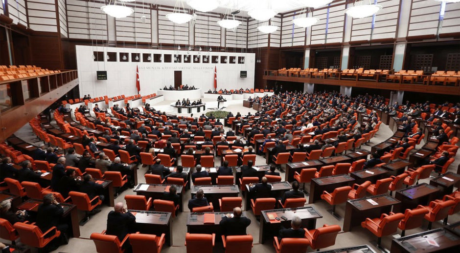 Türkiyə parlamentinə sədr seçkisi keçirilir