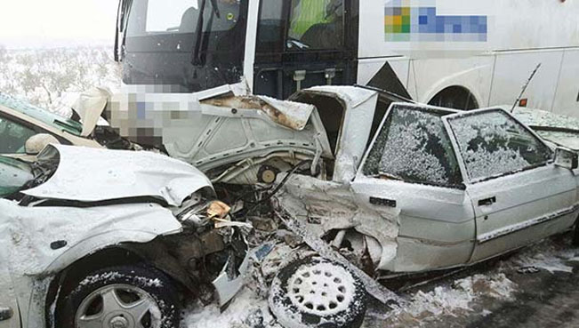 Türkiyədə 30 avtomobil toqquşub – 33 yaralı