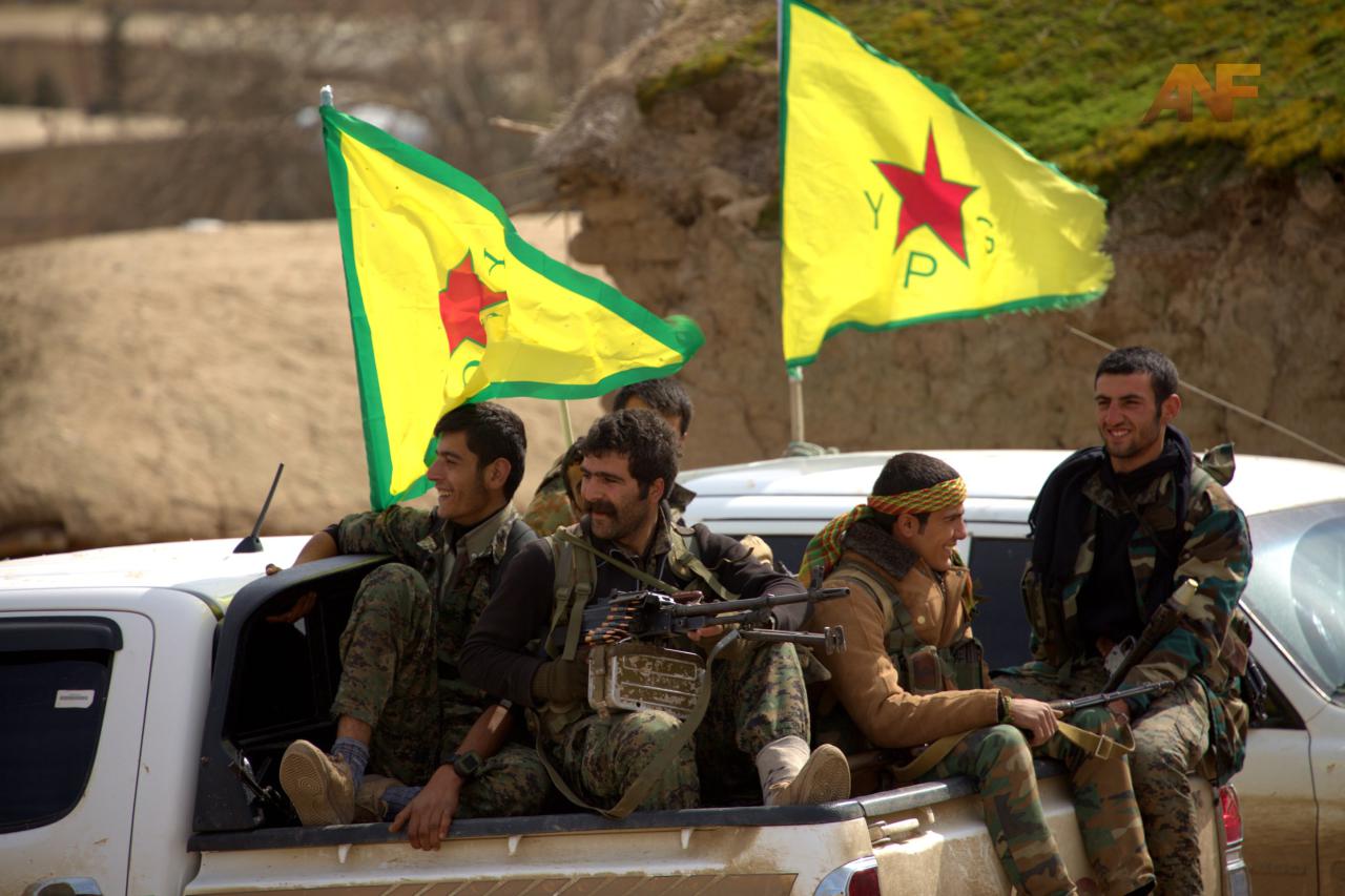 YPG geri çəkildi, Əsəd ordusu Mənbicə daxil oldu